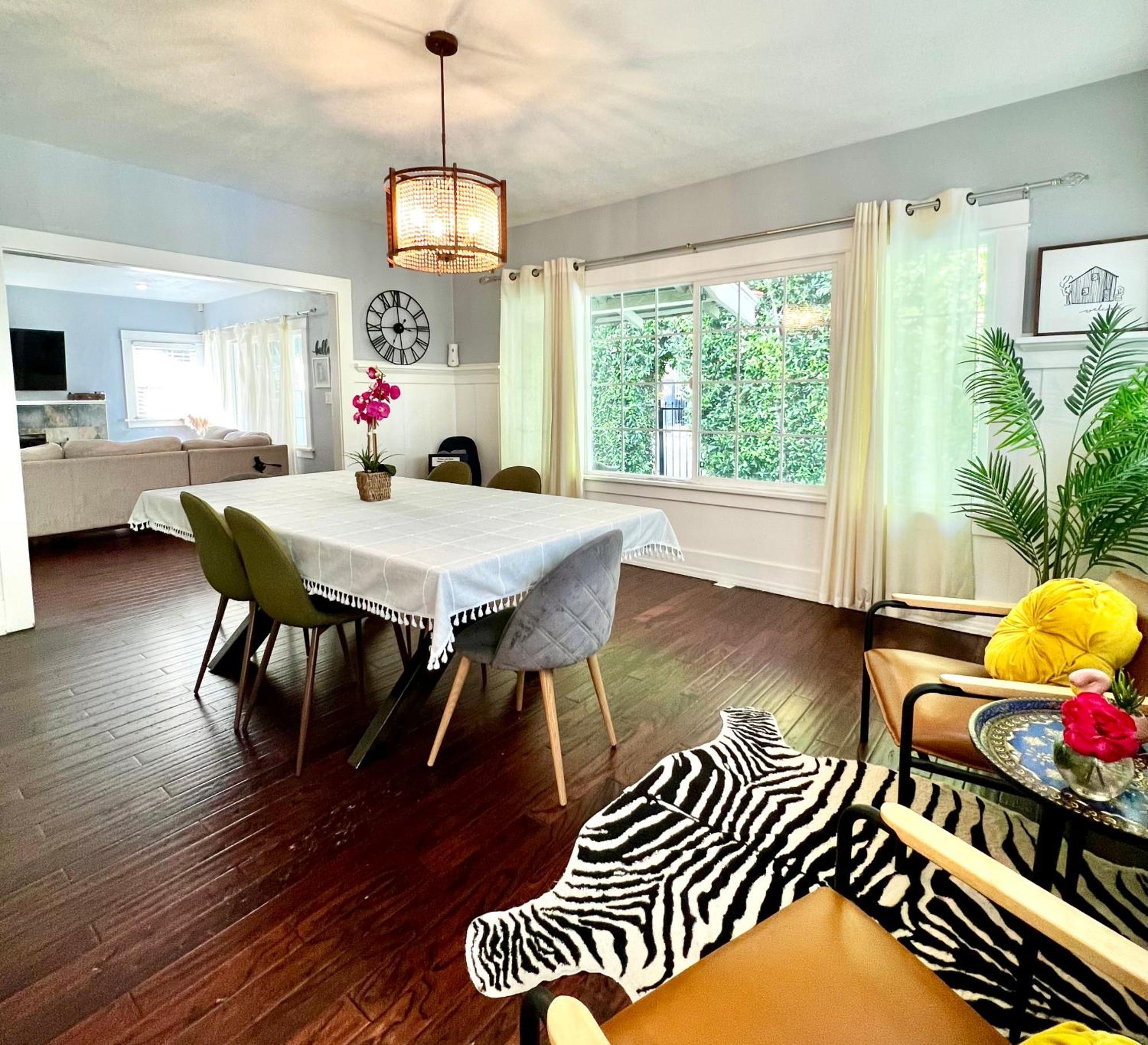 Вилла Hollywood House With Parking - Walk To Attractions Лос-Анджелес Экстерьер фото